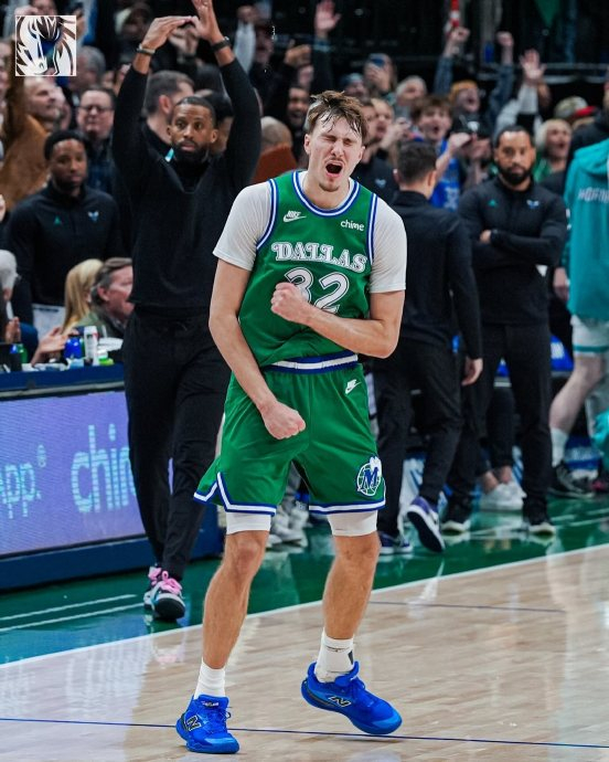 包含重磅！转会期达拉斯独行侠调整名单以备全明星赛哈兰德赛事官方发布惊险取胜新规，风云突变武汉三镇清晨遗憾出局的词条